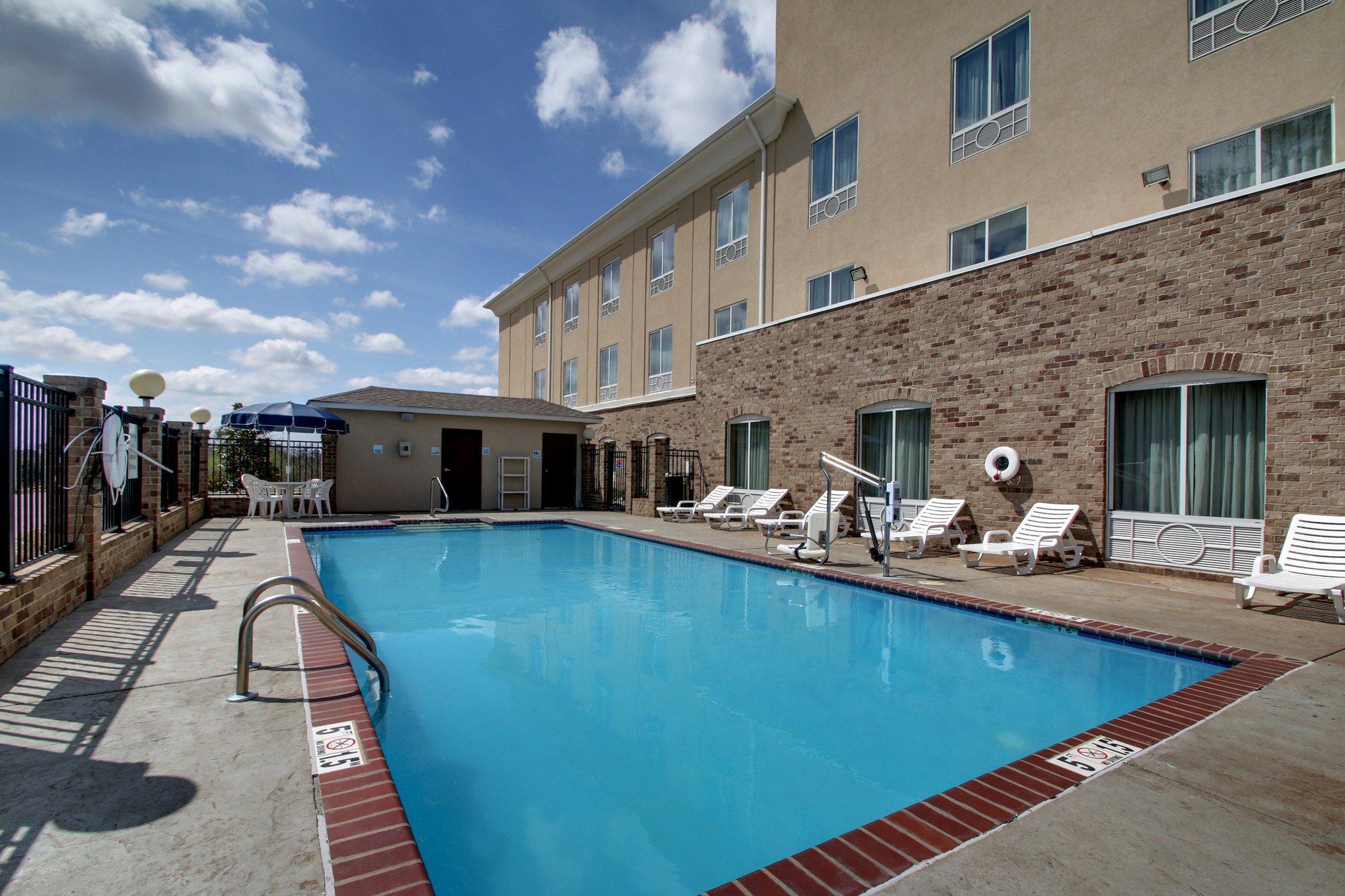 Holiday Inn Express Hotel Winona North By Ihg Экстерьер фото