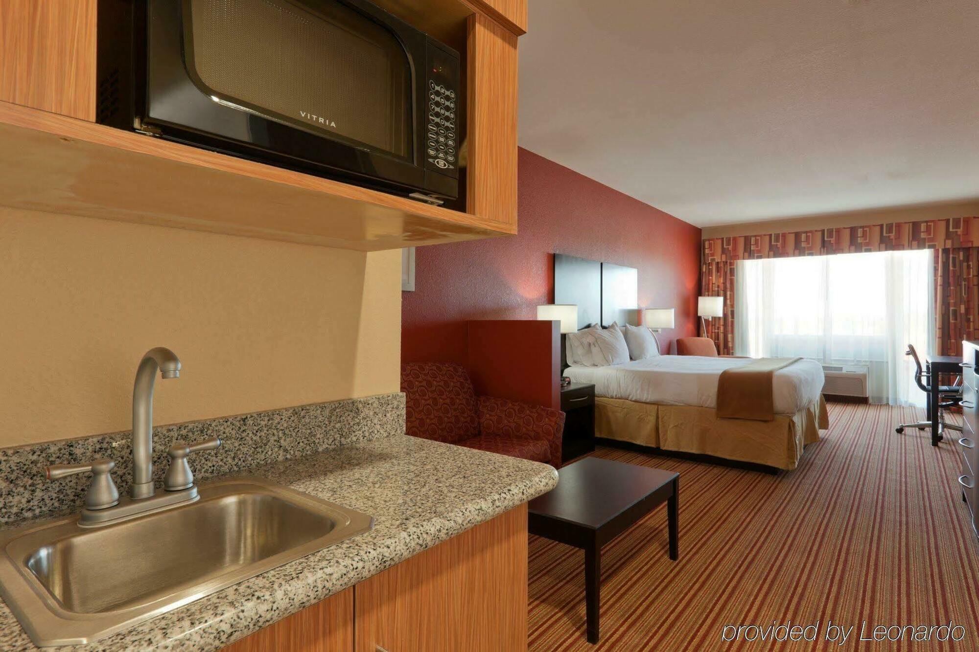 Holiday Inn Express Hotel Winona North By Ihg Номер фото